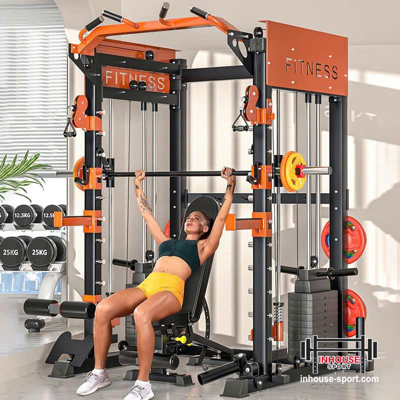 Giàn tạ đa năng Z4 có thể kết hợp đến 35 bài tập